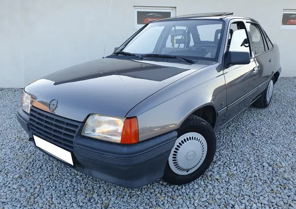 wielkopolskie Opel Kadett cena 12700 przebieg: 110000, rok produkcji 1988 z Nieszawa